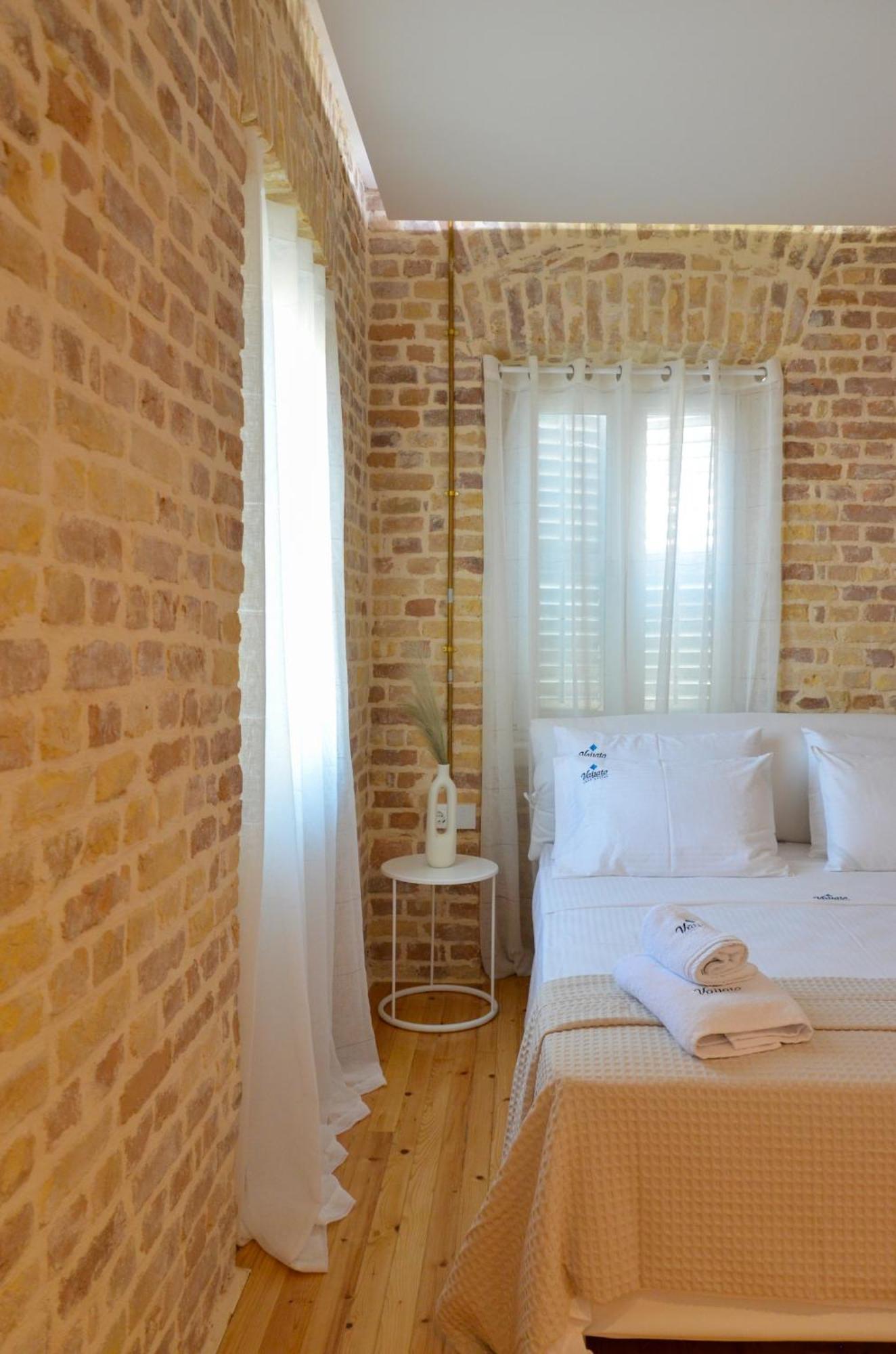 Vailato Swan White Suite Korfu Dış mekan fotoğraf