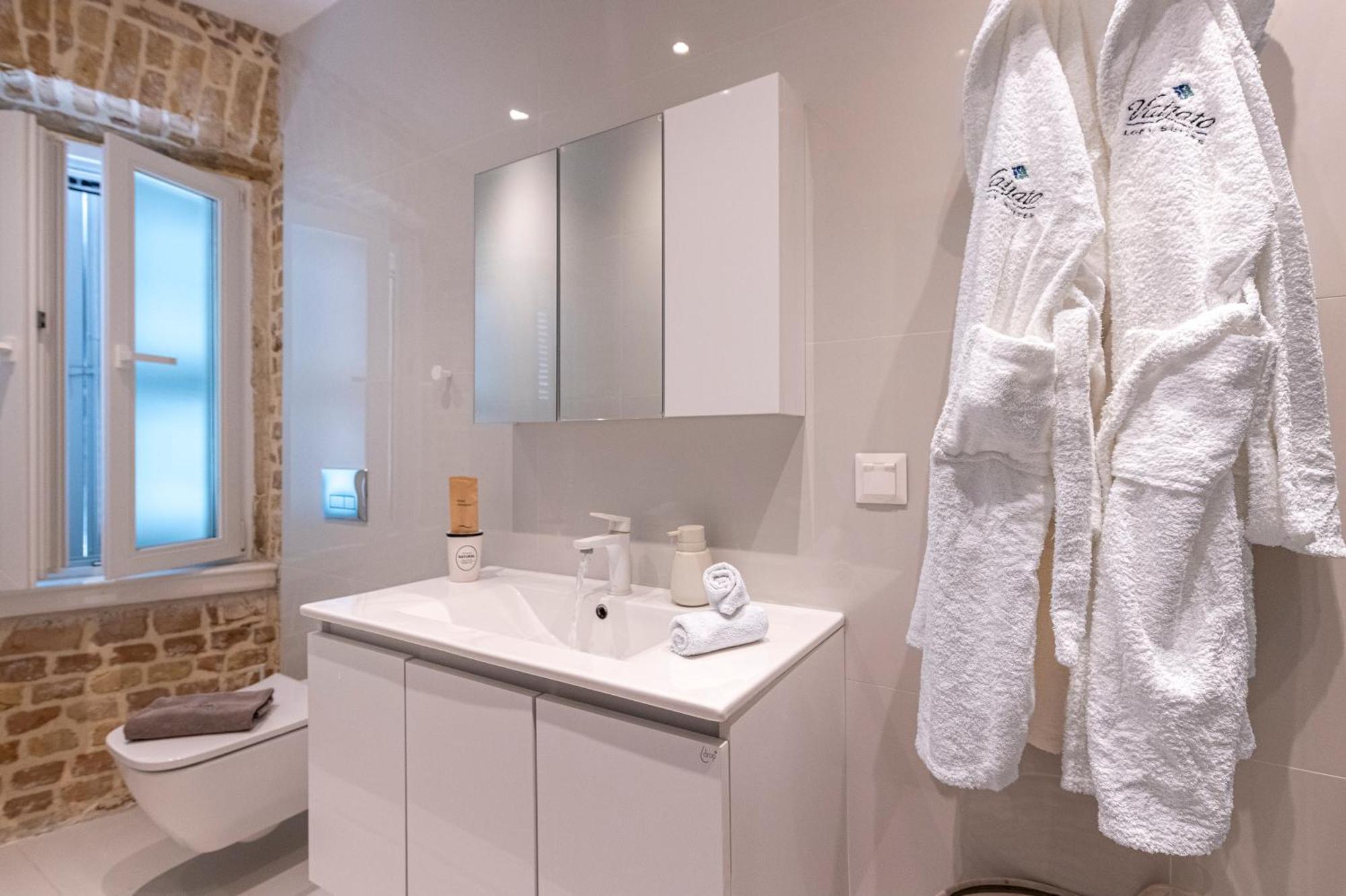 Vailato Swan White Suite Korfu Dış mekan fotoğraf