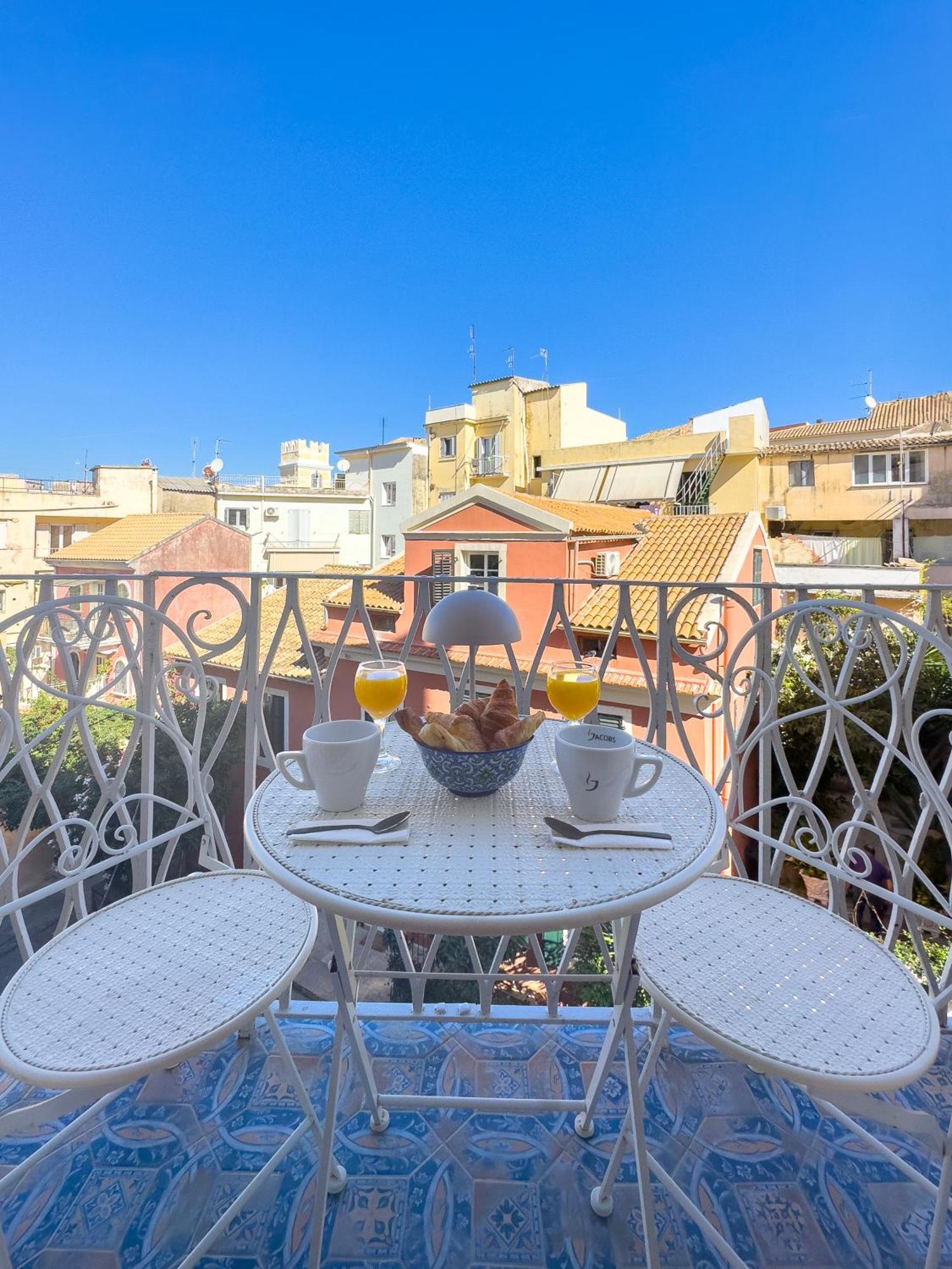 Vailato Swan White Suite Korfu Dış mekan fotoğraf